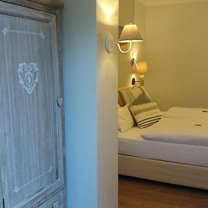Budget Kamer met een King Size Bed
